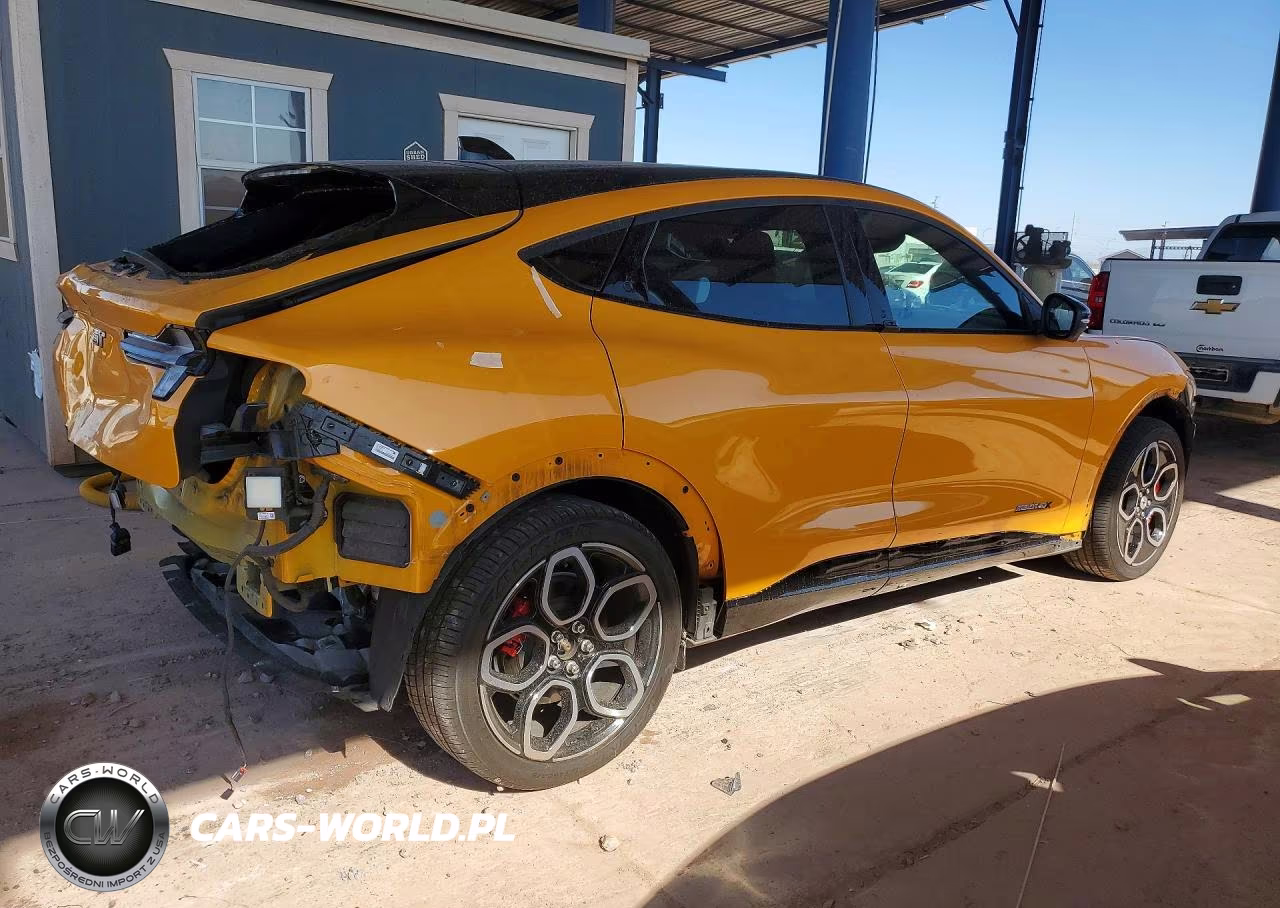 2022 Ford Mustang VIN:3FMTK4SE5NMA15312 - 3
