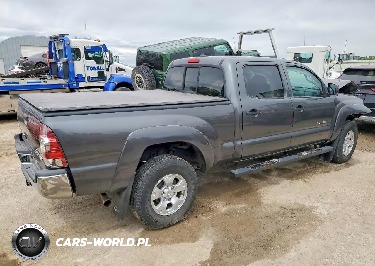 2015 Toyota Tacoma Double Cab Long Bed VIN:3TMMU4FN8FM075809 - 3