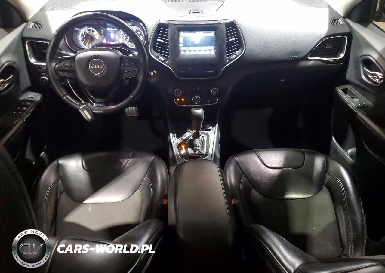 2019 Jeep Cherokee Latitude Plus VIN:1C4PJLLX6KD344191 - 8