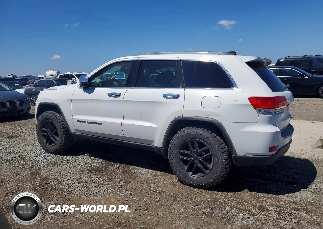 2017 Jeep Grand Cherokee Laredo VIN:1C4RJEAG2HC605628 - 2