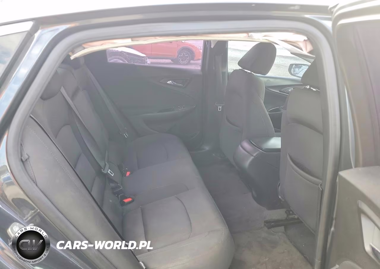 2018 Chevrolet Malibu Ls VIN:1G1ZB5ST0JF195661 - 10