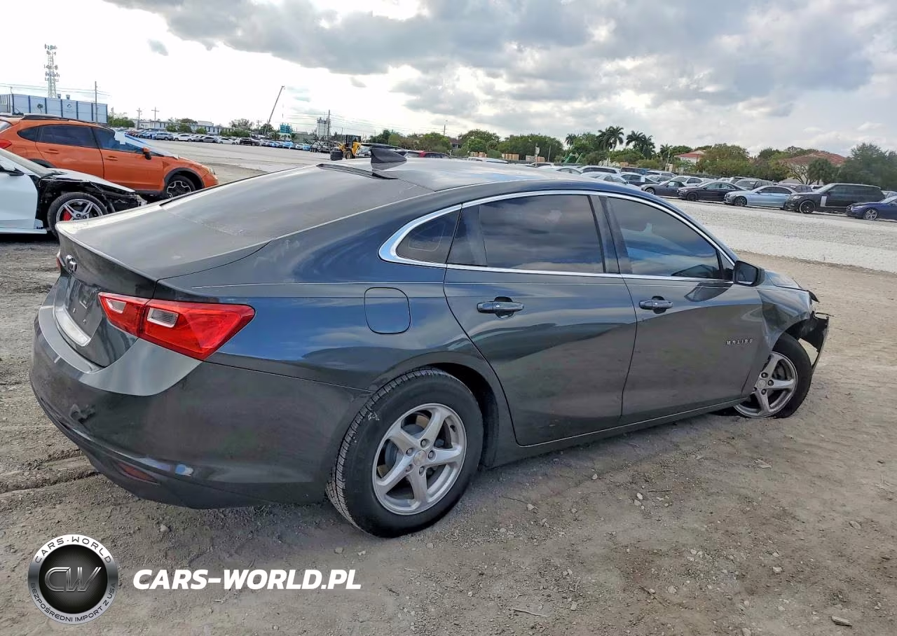2018 Chevrolet Malibu Ls VIN:1G1ZB5ST0JF195661 - 3