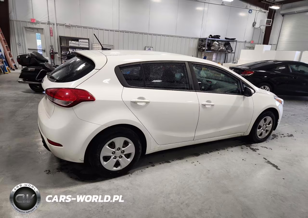 2018 Kia Forte Lx VIN:KNAFK5A87J5772955 - 3
