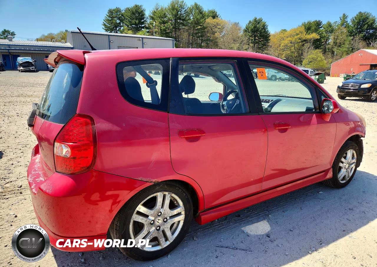 2008 Honda Fit Sport VIN:JHMGD37638S001883 - 3