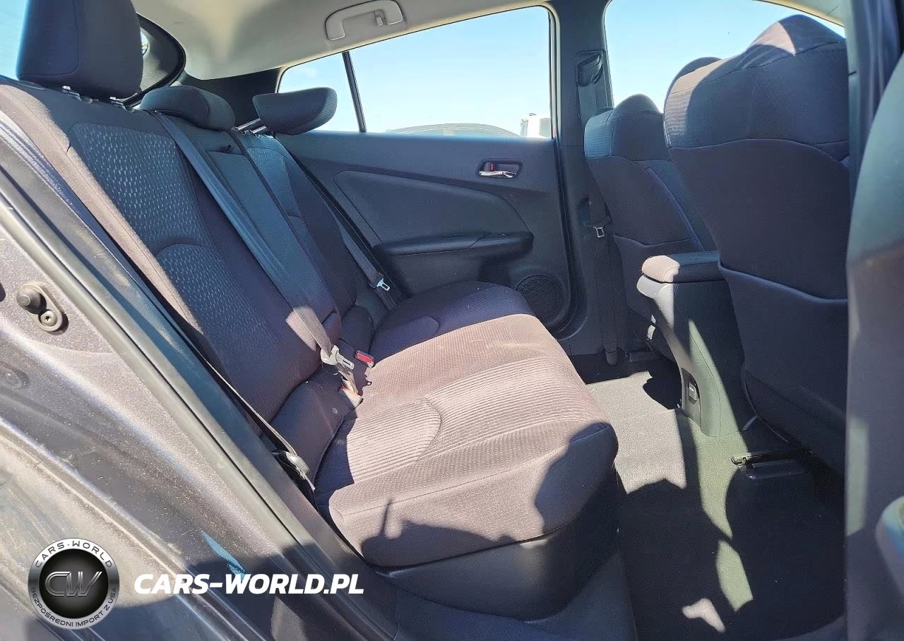 2017 Toyota Prius Two VIN:JTDKBRFU2H3047154 - 10