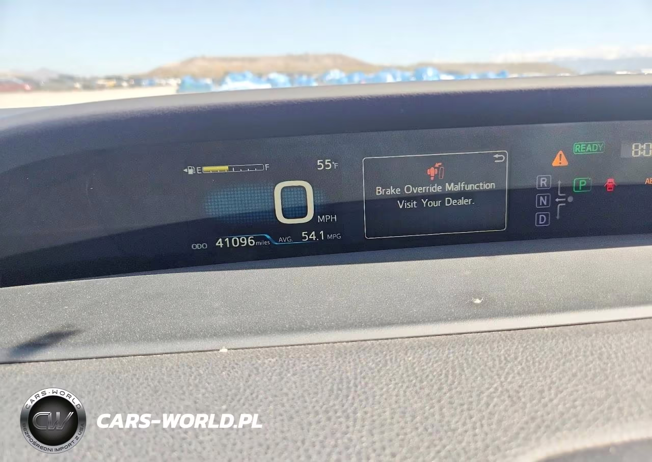 2017 Toyota Prius Two VIN:JTDKBRFU2H3047154 - 9
