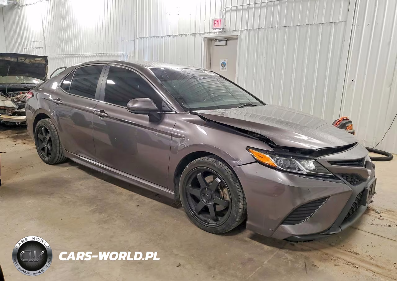 2020 Toyota Camry Se VIN:4T1G11AK1LU942696 - 4