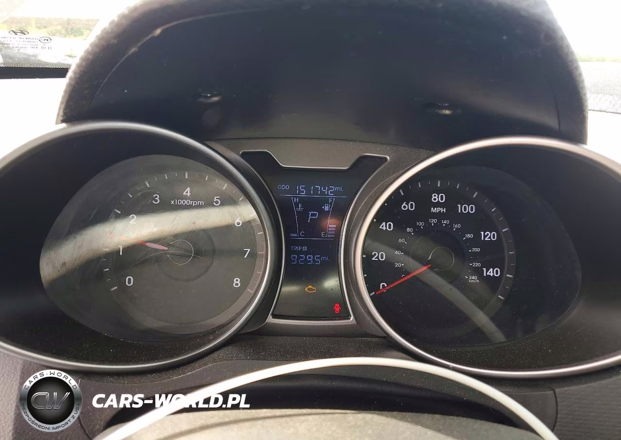 2013 Hyundai Veloster Base VIN:KMHTC6AD8DU170271 - 9