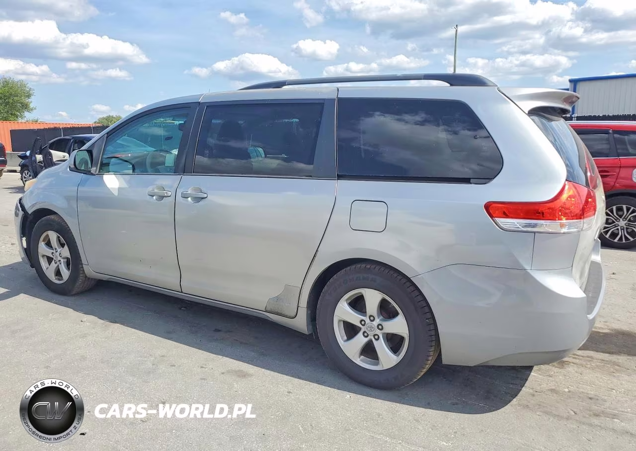 2011 Toyota Sienna Le VIN:5TDKK3DC9BS059234 - 2