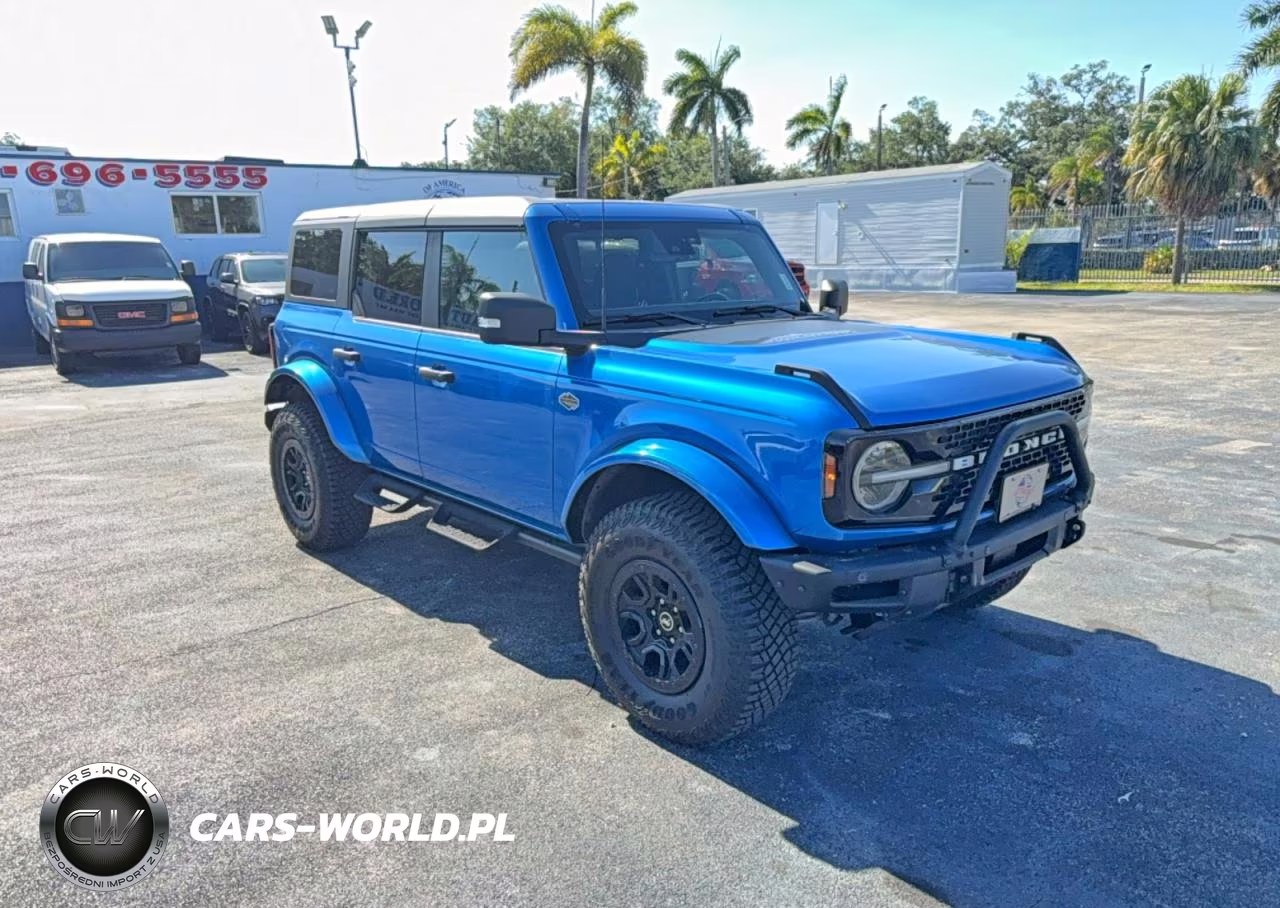 2023 Ford Bronco Base