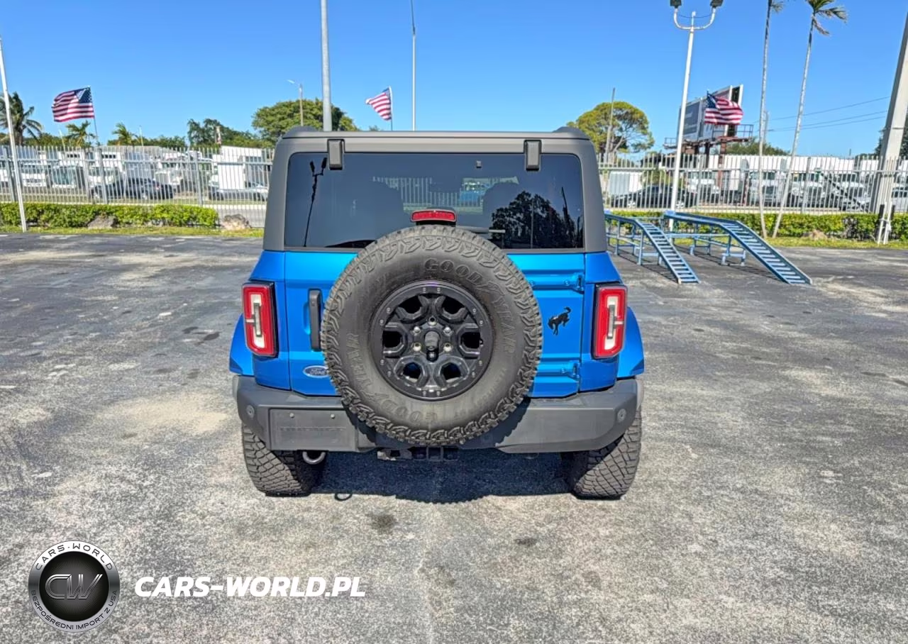 2023 Ford Bronco Base VIN:1FMEE5DP7PLA92904 - 12