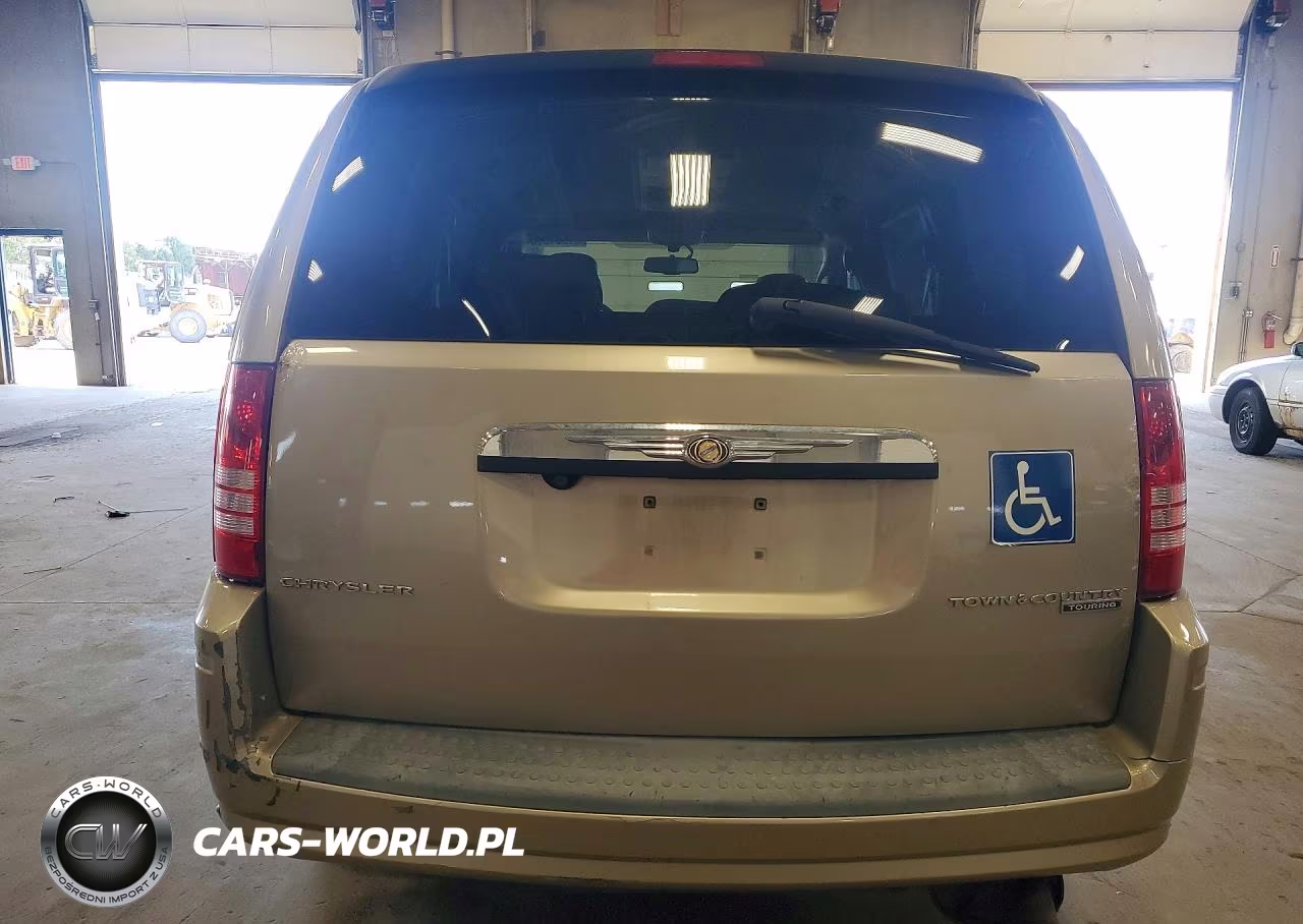 2009 Chrysler Town & Country Touring VIN:2A8HR54169R618718 - 6