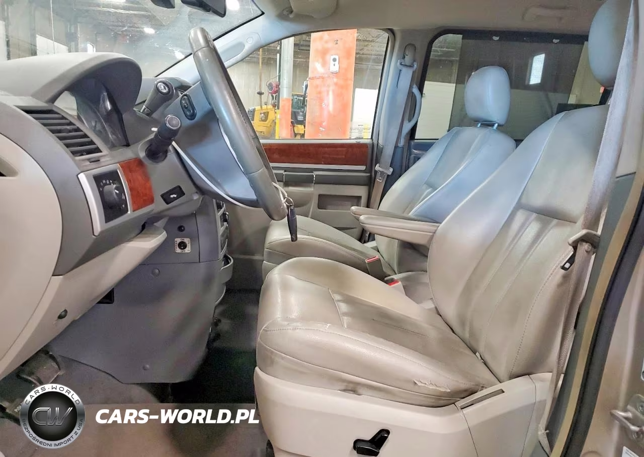 2009 Chrysler Town & Country Touring VIN:2A8HR54169R618718 - 7