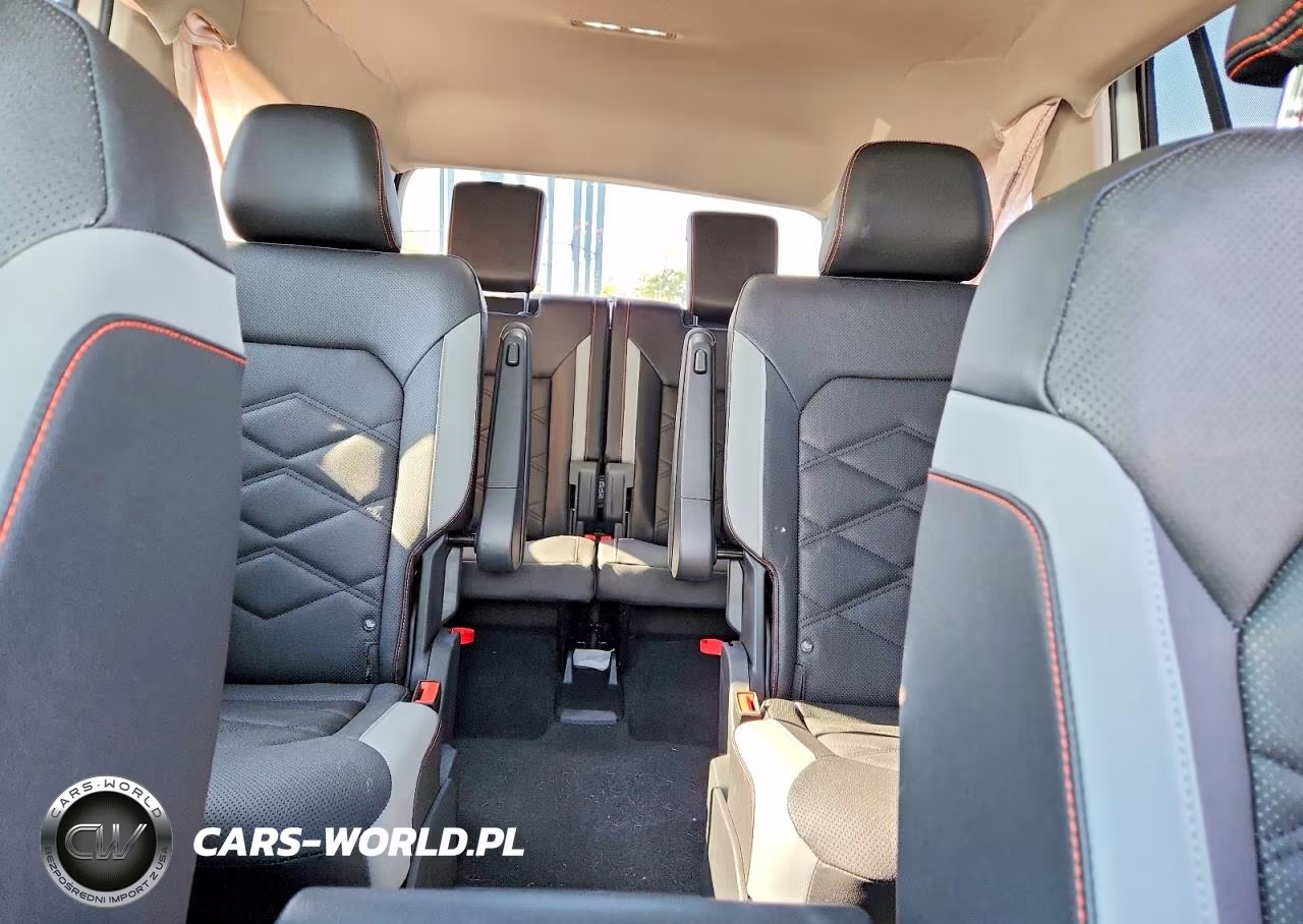 2025 Volkswagen Atlas Peak Edition Se VIN:1V2CR2CA0SC557378 - 10
