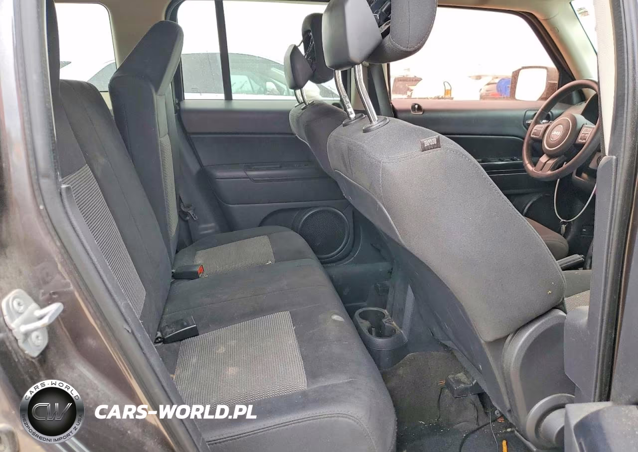 2014 Jeep Patriot Latitude VIN:1C4NJPFB0ED826254 - 10
