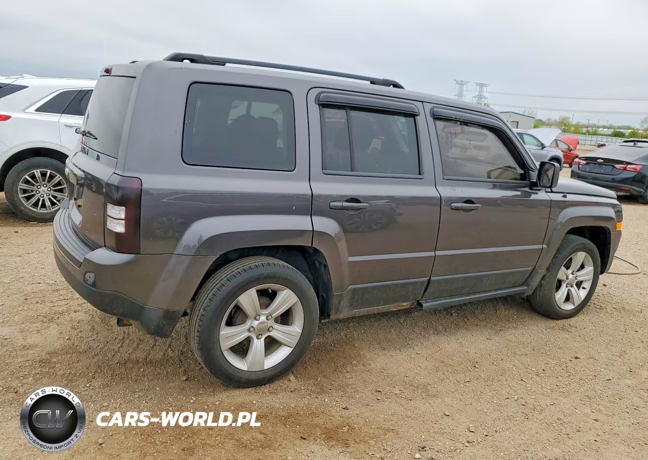 2014 Jeep Patriot Latitude VIN:1C4NJPFB0ED826254 - 3