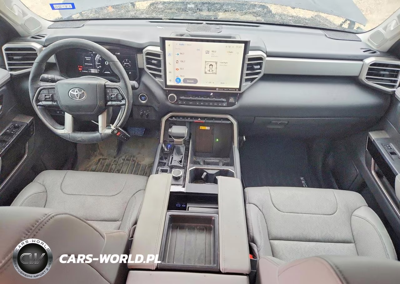 2024 Toyota Tundra Crewmax Limited VIN:5TFJA5EC0RX023882 - 8