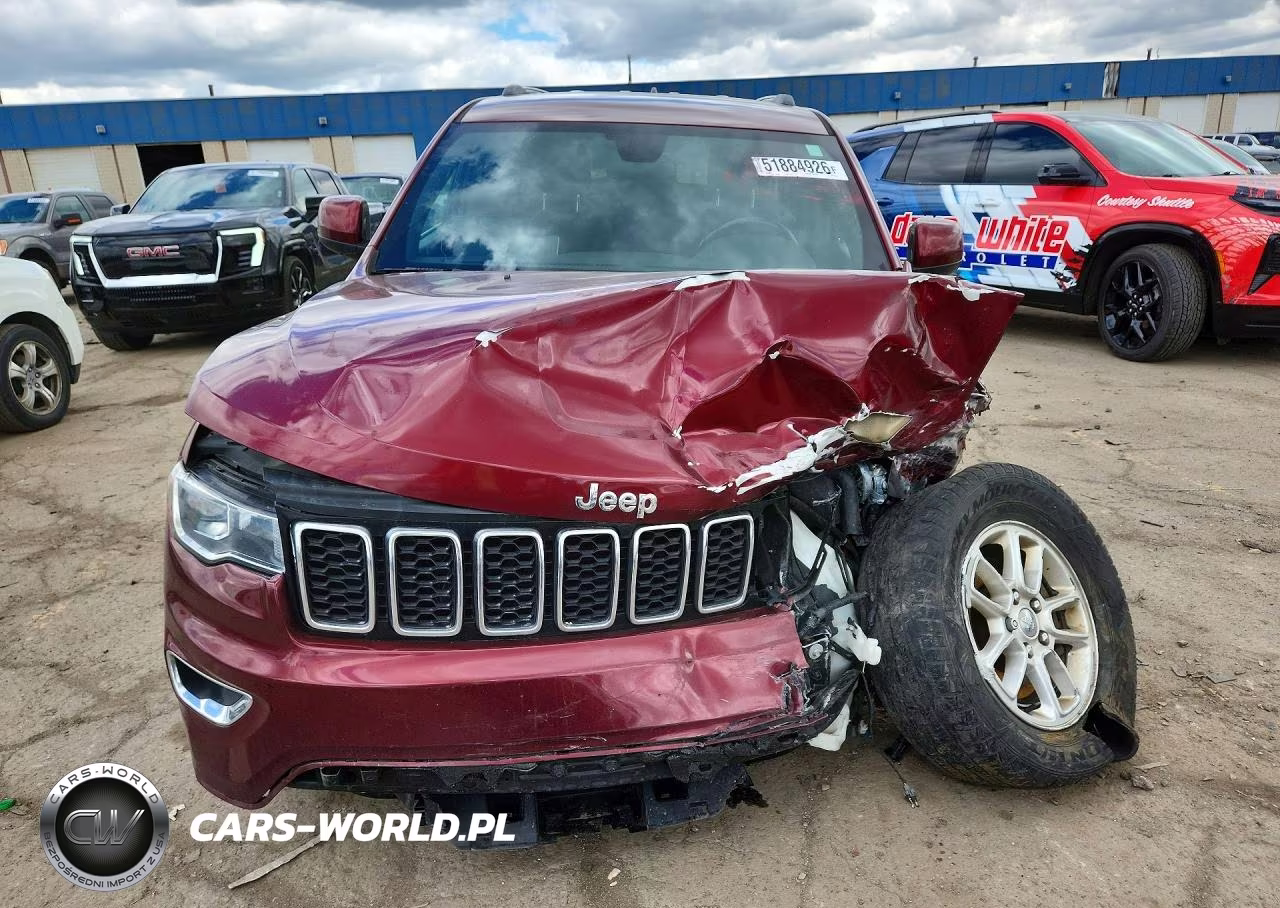 2018 Jeep Grand Cherokee Laredo VIN:1C4RJFAG6JC457642 - 5