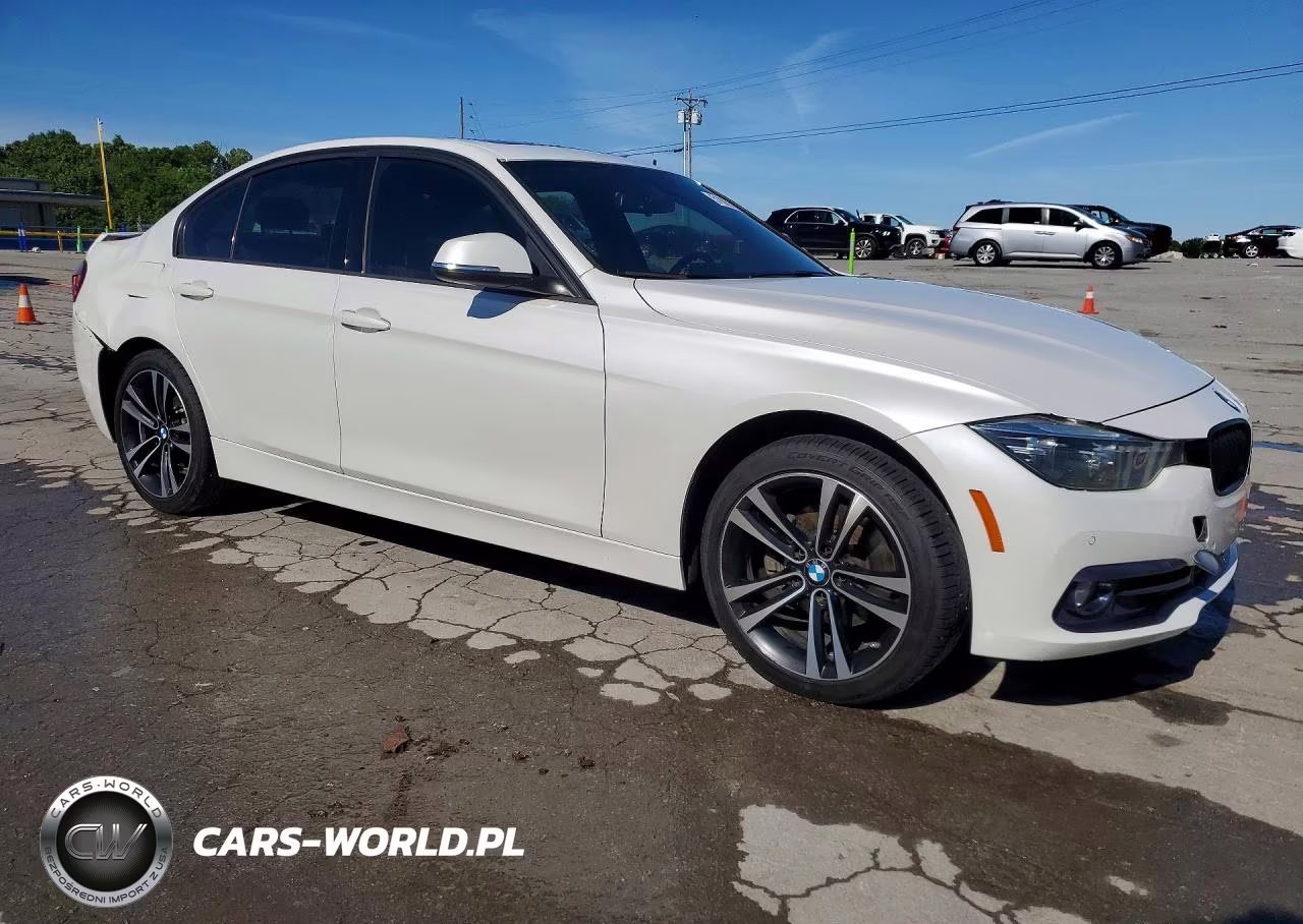 2018 BMW 330 I VIN:WBA8B9G5XJNU98082 - 4