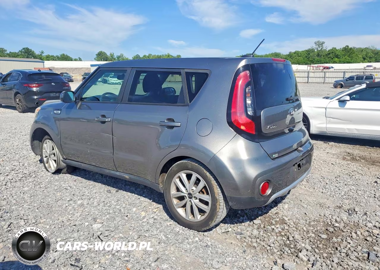 2018 Kia Soul + VIN:KNDJP3A58J7604173 - 2