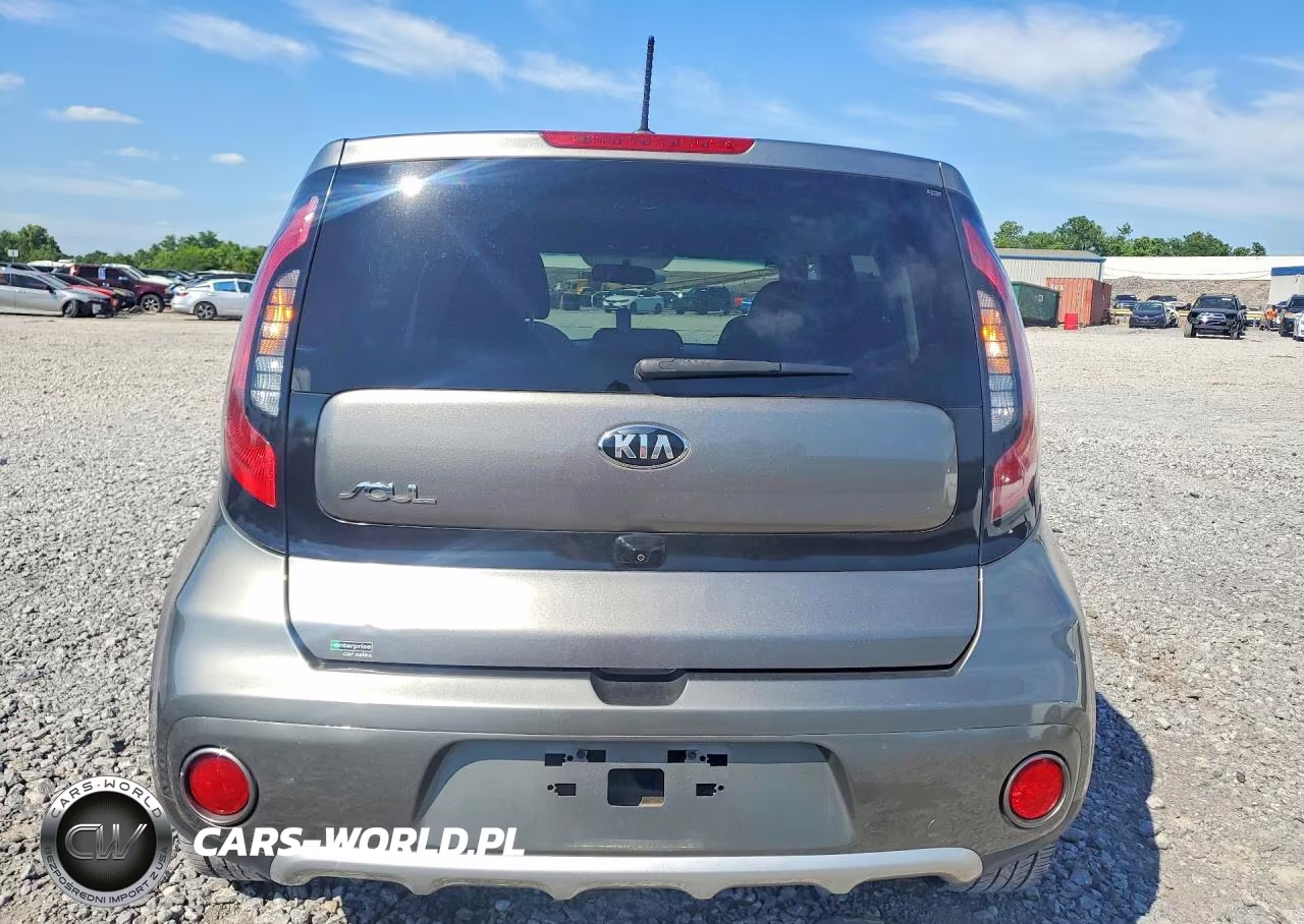 2018 Kia Soul + VIN:KNDJP3A58J7604173 - 6