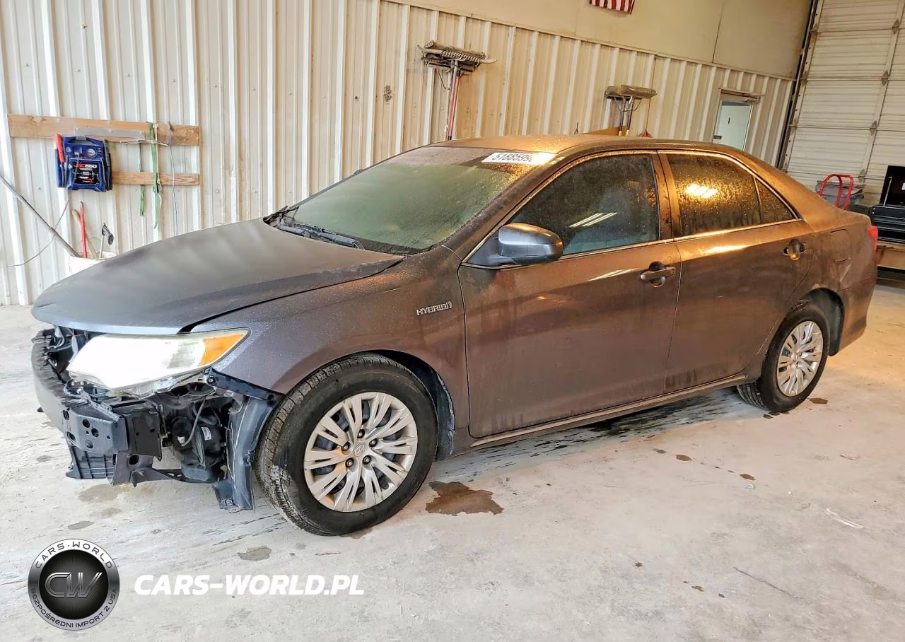 2014 Toyota Camry Hybrid Le