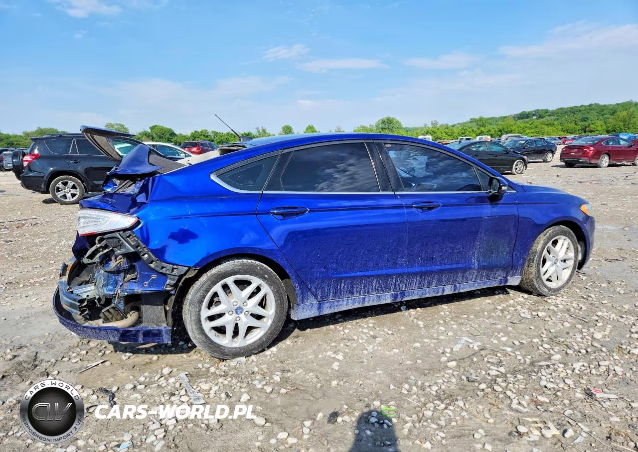 2015 Ford Fusion Se VIN:3FA6P0HD5FR220746 - 3