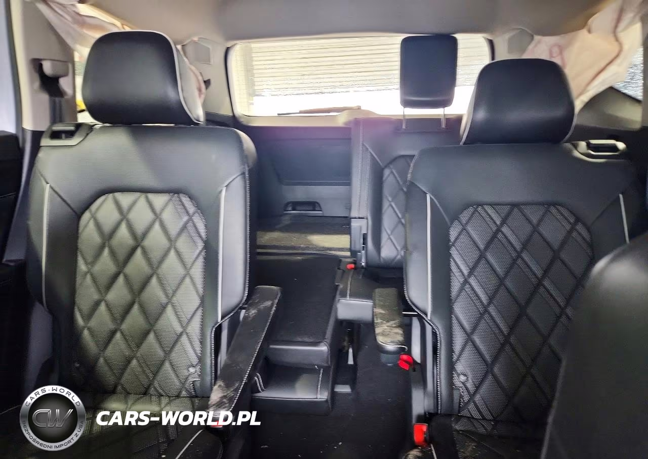 2024 Volkswagen Atlas Sel Premium R-Line VIN:1V2FR2CA5RC536534 - 10