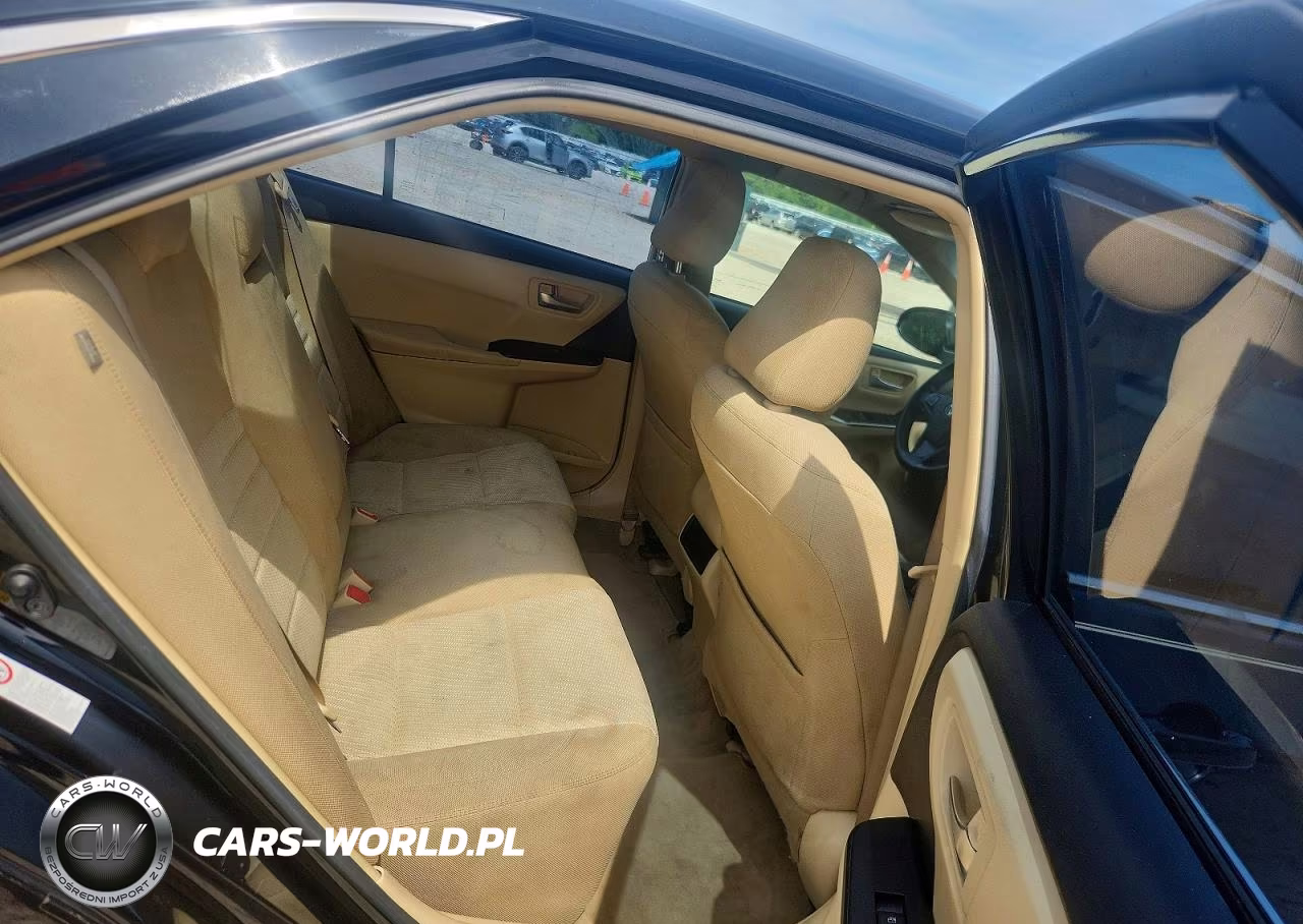 2016 Toyota Camry Le VIN:4T4BF1FK4GR573767 - 10