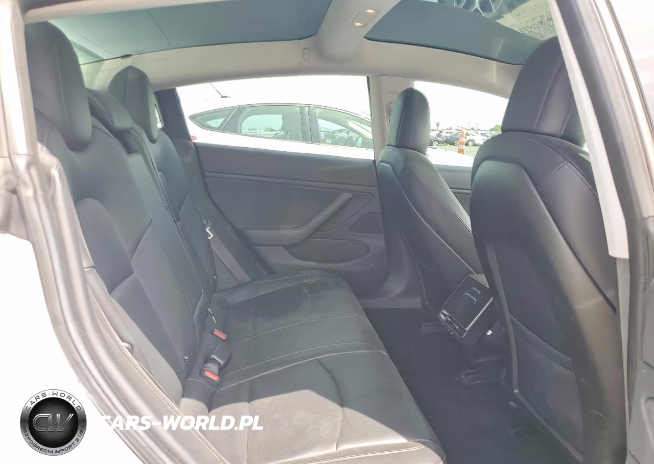 2018 Tesla Model 3 VIN:5YJ3E1EA3JF005637 - 10