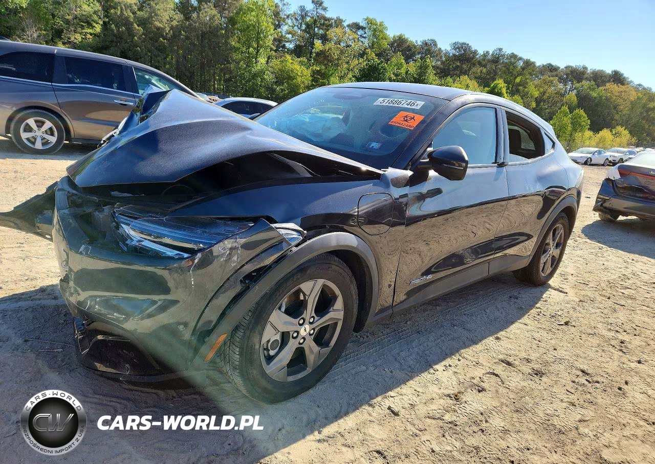 2022 Ford Mustang Mach-E Select