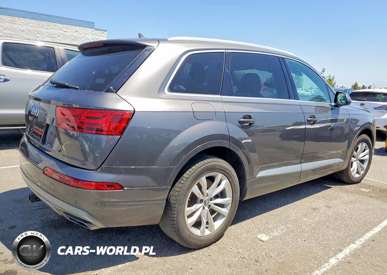 2019 Audi Q7 Premium VIN:WA1AAAF74KD010032 - 3