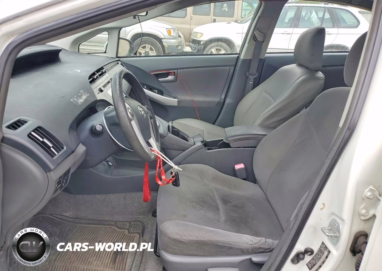 2011 Toyota Prius Two VIN:JTDKN3DU9B1415839 - 7