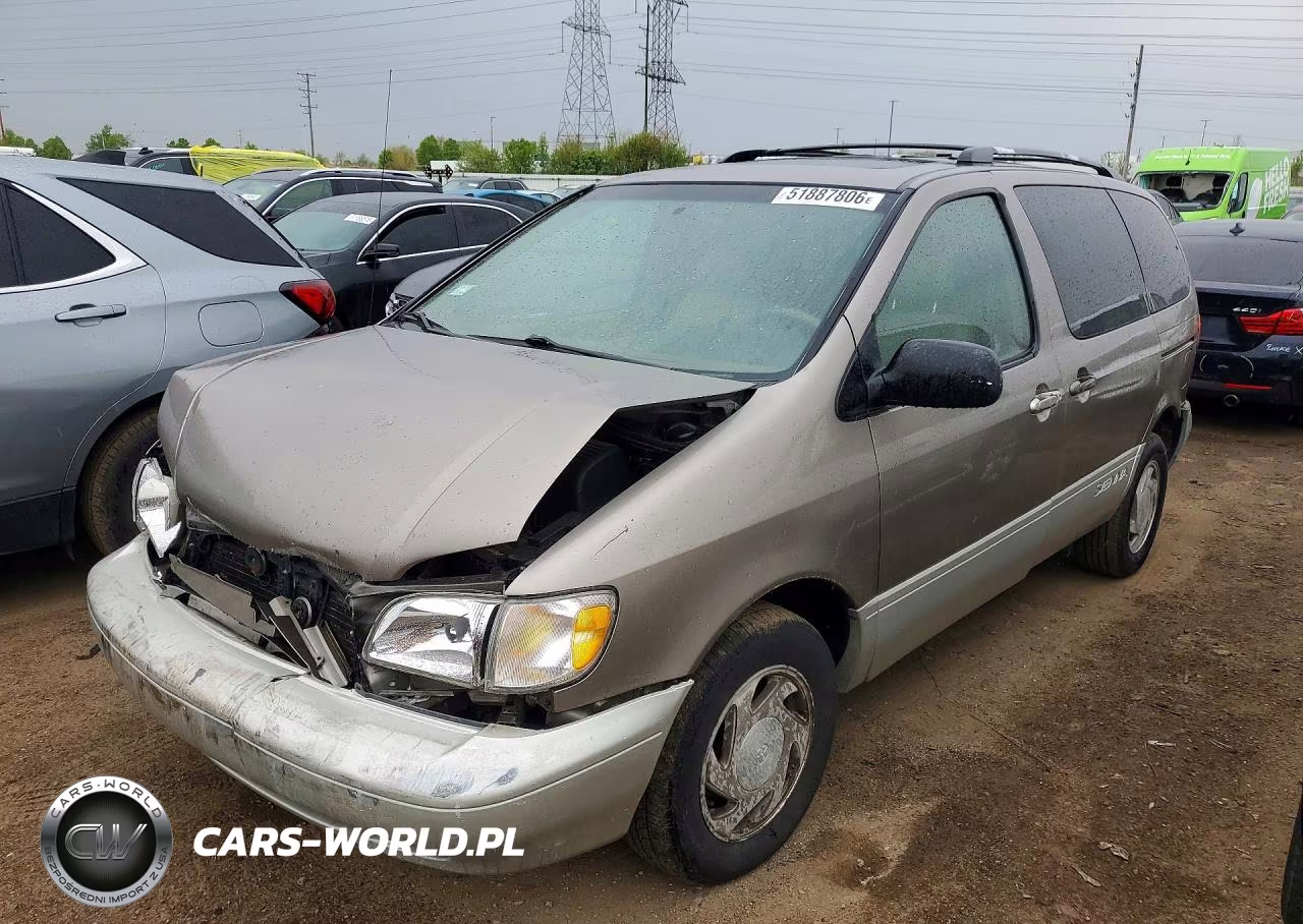 1999 Toyota Sienna Xle