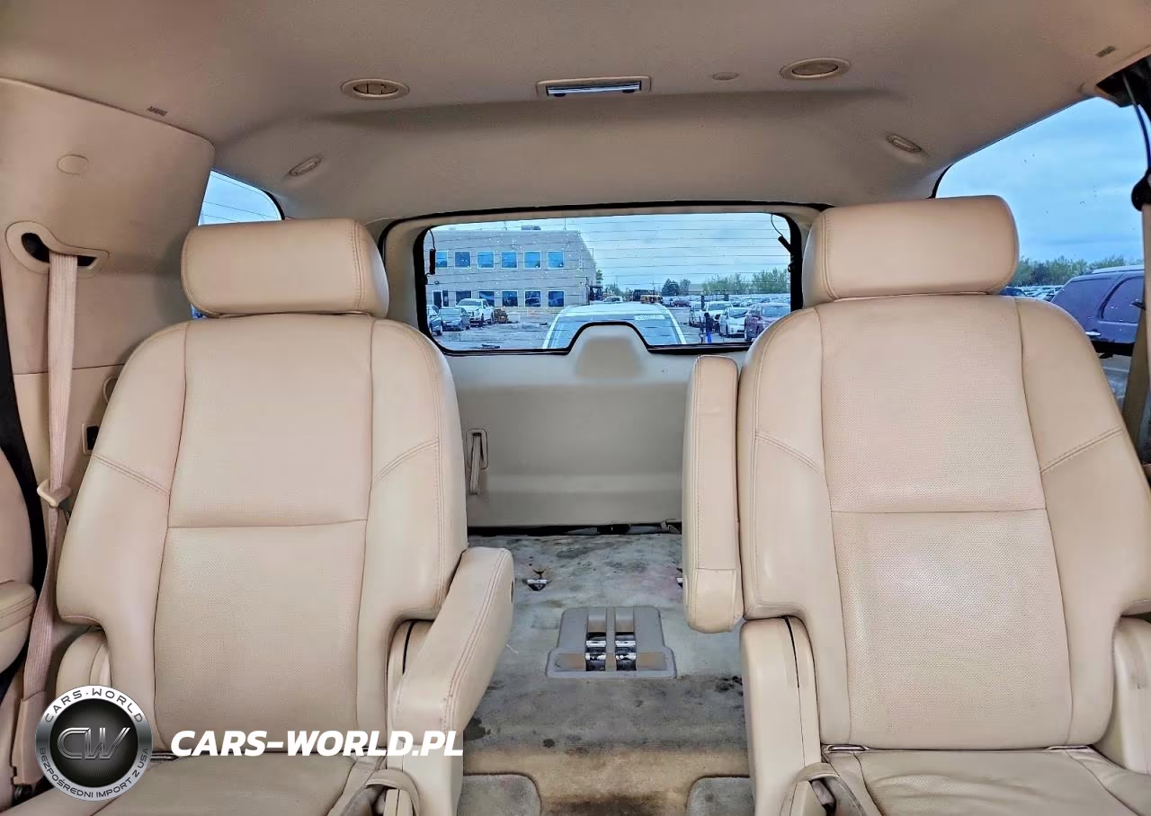 2007 Cadillac Escalade Luxury VIN:1GYFK63887R164735 - 10