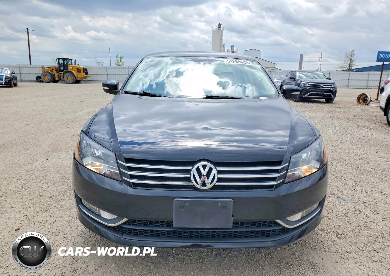 2015 Volkswagen Passat S VIN:1VWAS7A32FC118863 - 5