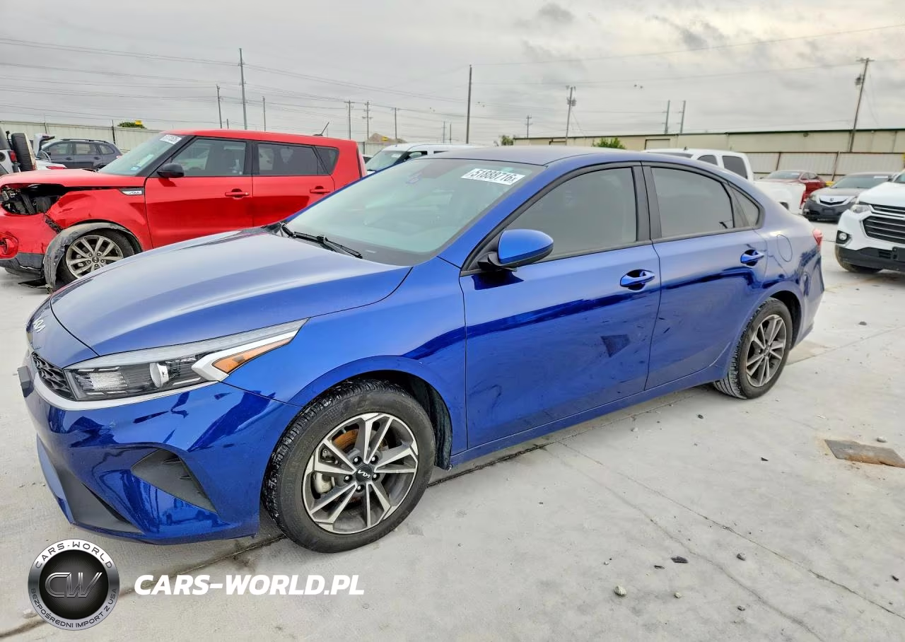 2023 Kia Forte Lxs – zdjęcie 1 z 13