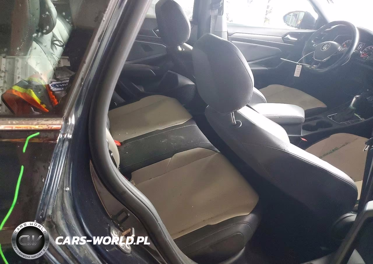 2019 Volkswagen Jetta S VIN:3VWC57BU3KM197315 - 10