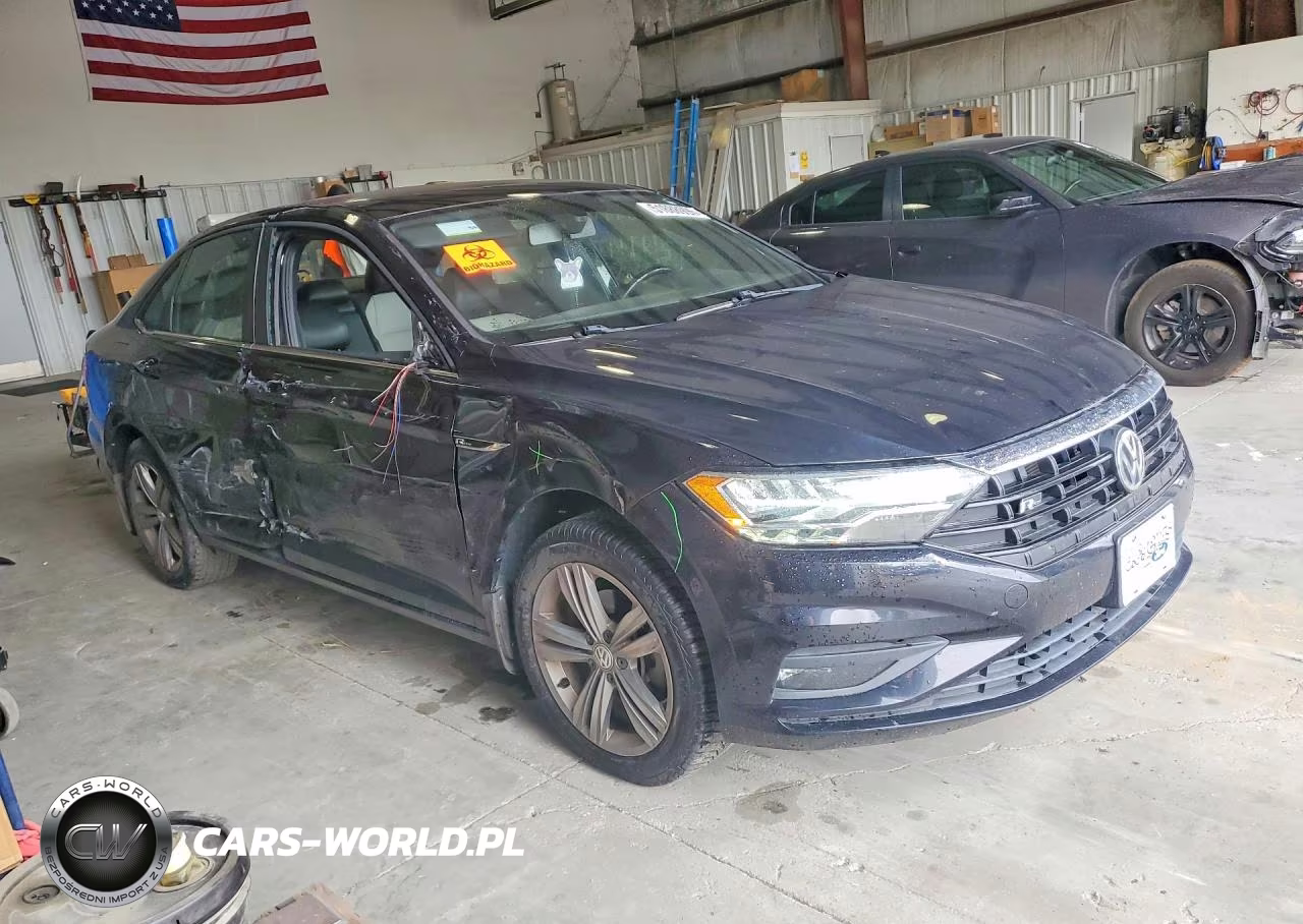 2019 Volkswagen Jetta S VIN:3VWC57BU3KM197315 - 4