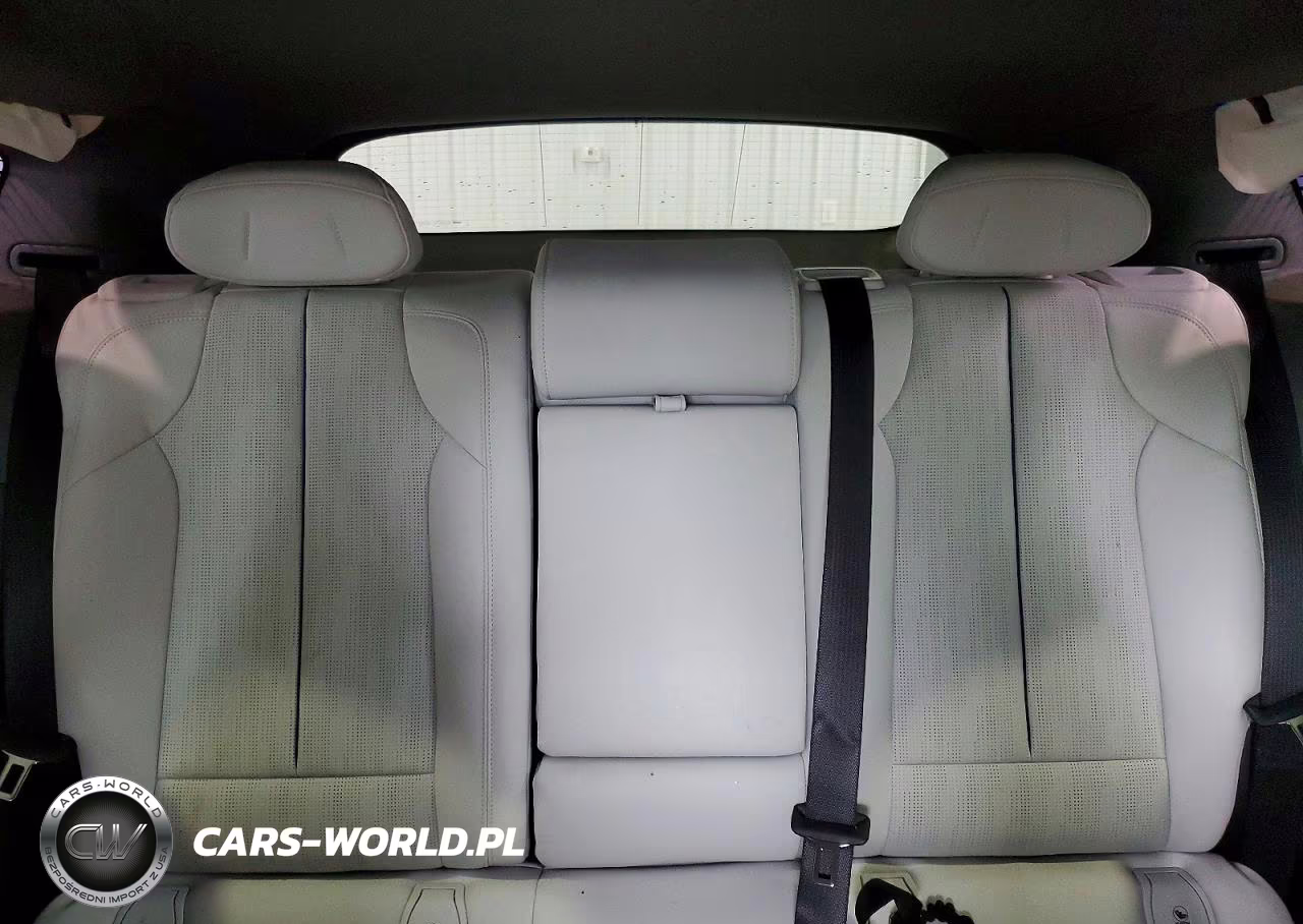 2025 Cadillac Optiq Sport VIN:3GYK3GMR7SS220176 - 10