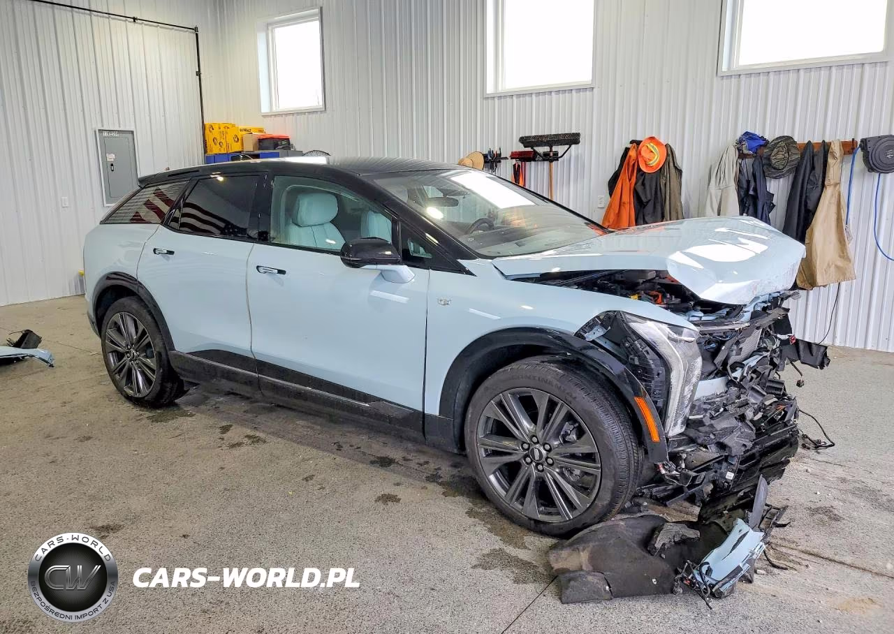 2025 Cadillac Optiq Sport VIN:3GYK3GMR7SS220176 - 4