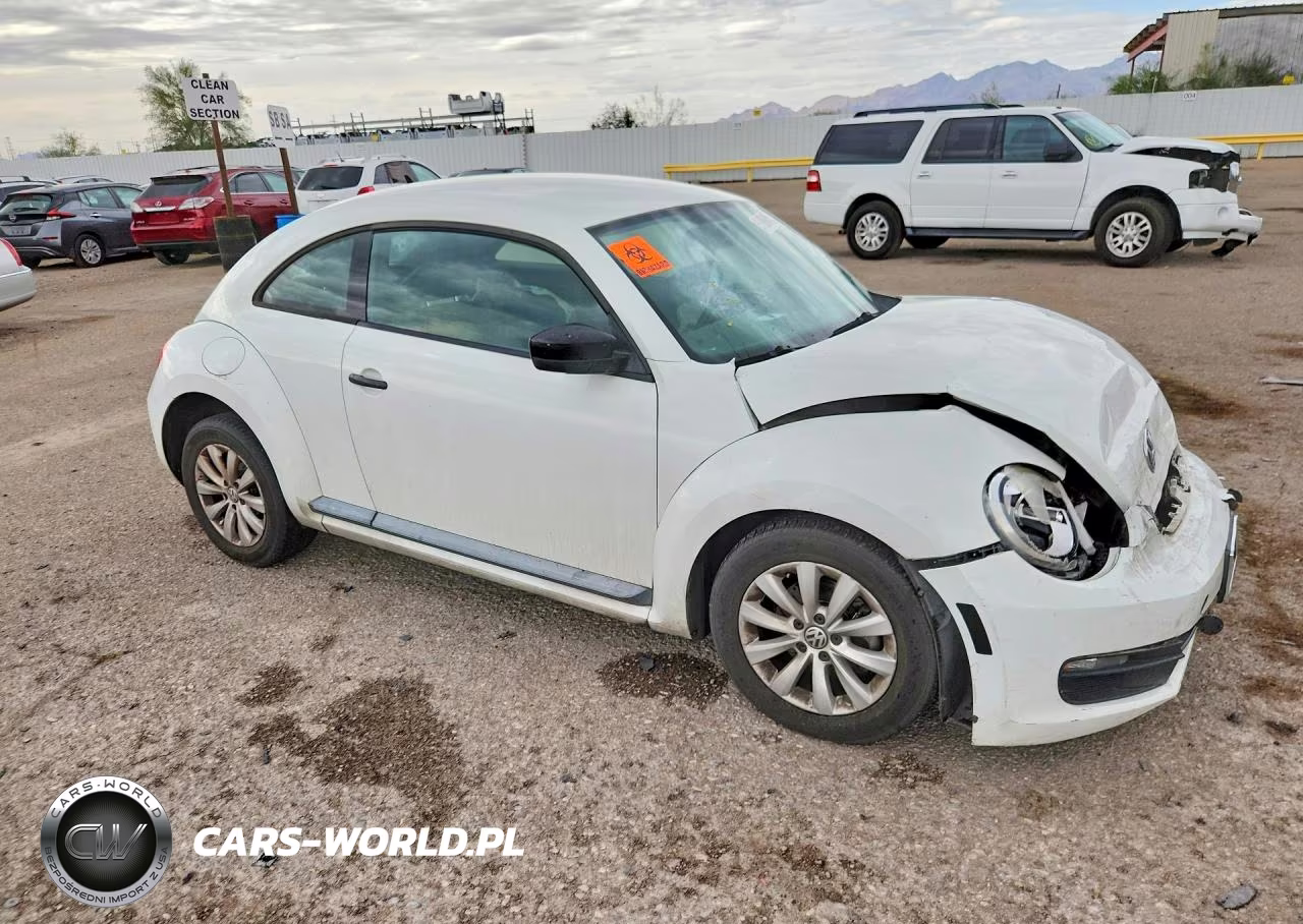 2014 Volkswagen Beetle VIN:3VWF17AT6EM642779 - 4