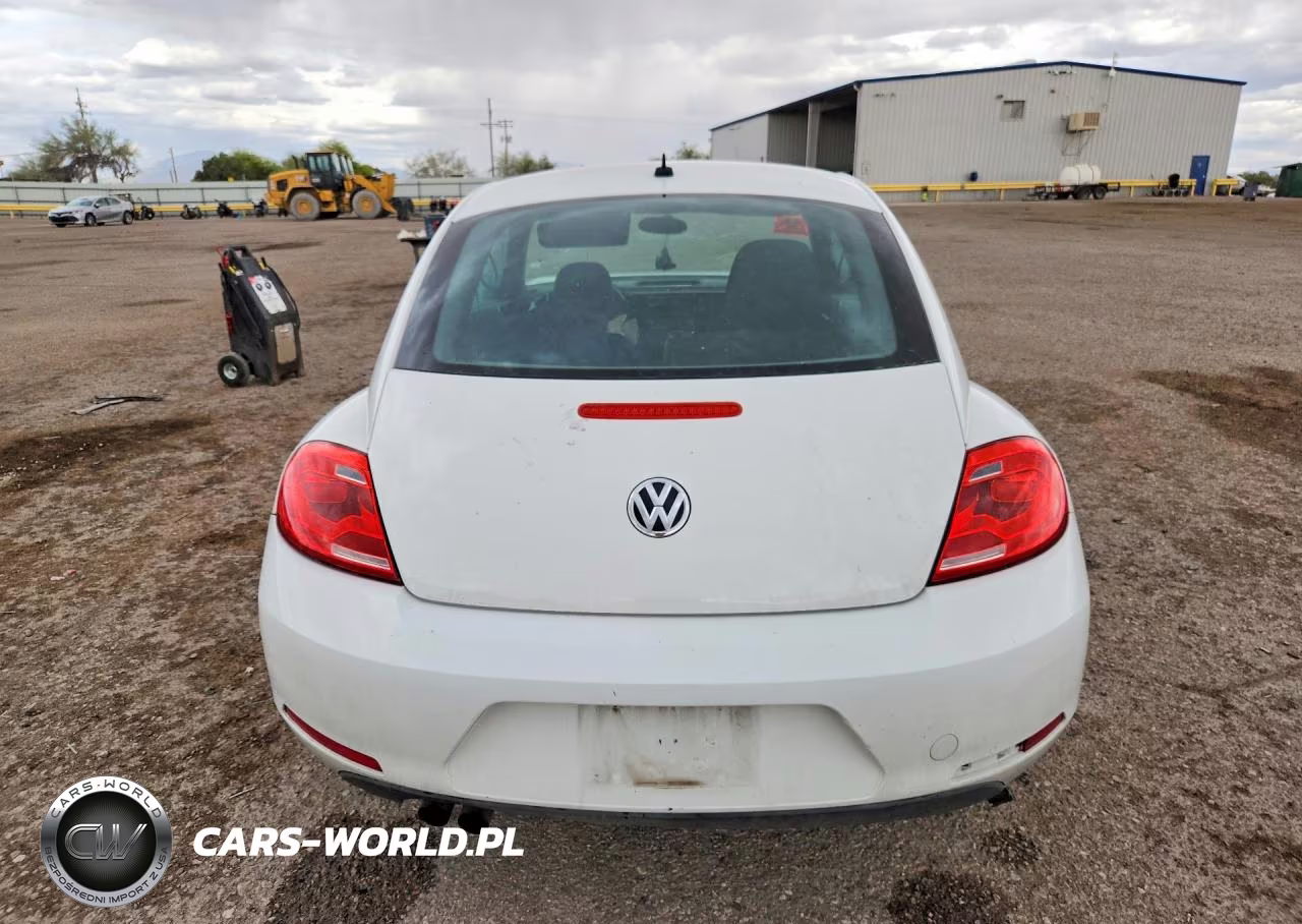 2014 Volkswagen Beetle VIN:3VWF17AT6EM642779 - 6