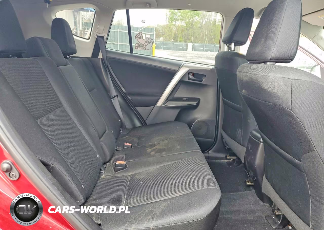 2018 Toyota Rav4 Le VIN:2T3BFREV8JW760982 - 11
