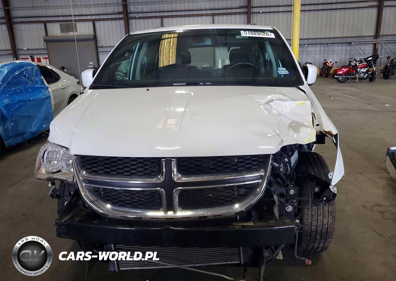 2018 Dodge Grand Caravan Sxt VIN:2C4RDGCG7JR325782 - 5