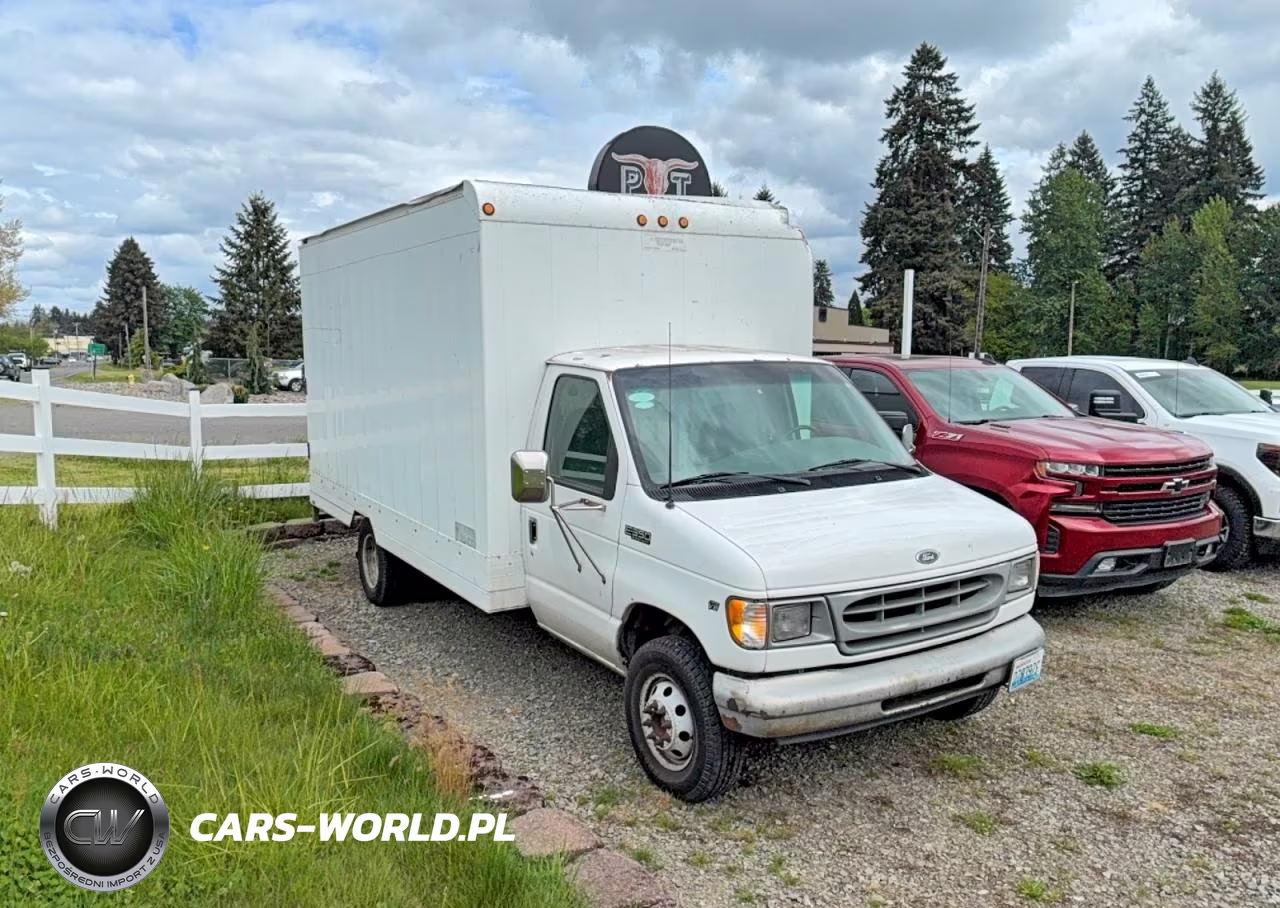 2000 Ford Econoline E350 Super Duty Cutaway Van
