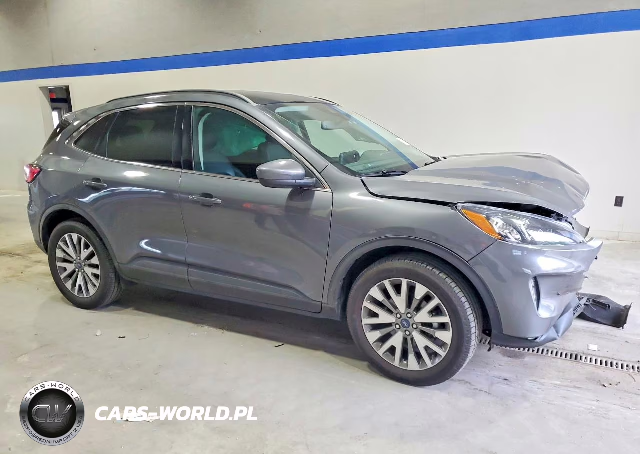 2022 Ford Escape Titanium VIN:1FMCU9J9XNUB83020 - 4