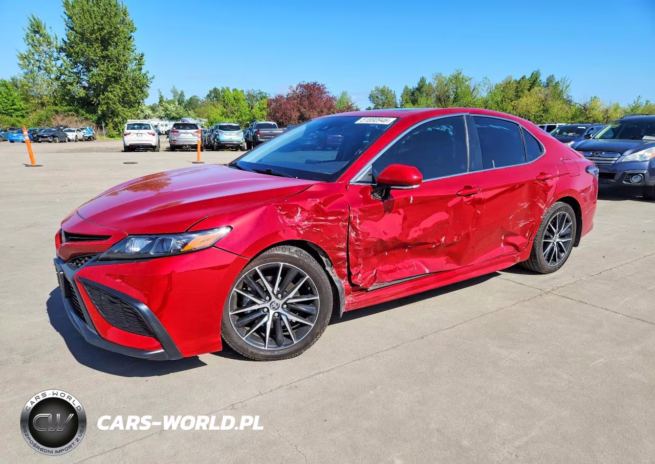 2022 Toyota Camry Se – zdjęcie 1 z 12