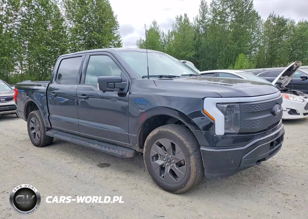 2024 Ford F150 Lightning Xlt VIN:1FTVW3L71RWG20221 - 4