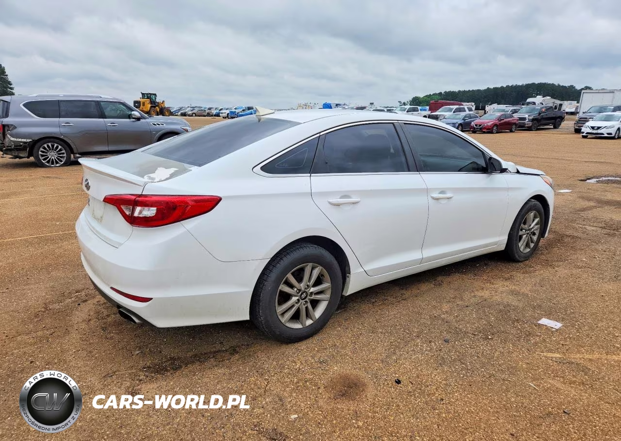 2016 Hyundai Sonata Se VIN:5NPE24AF4GH285017 - 3